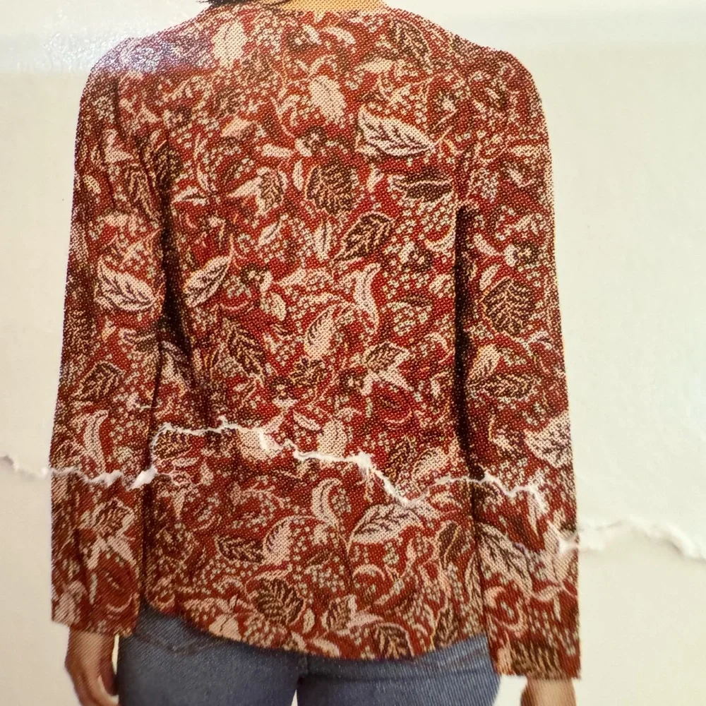 Jessica Simpson NWT Medium Long sleeve shirt.Has bell sleeves NEW MAKE O… - Picture 9 of 10